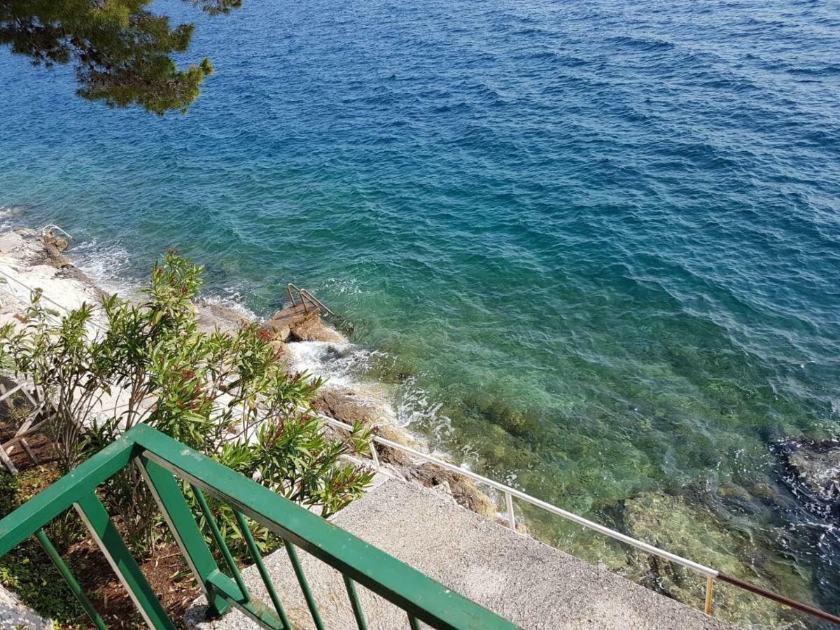 Drvenik, Apartman 1m from sea Drvenik  Eksteriør bilde